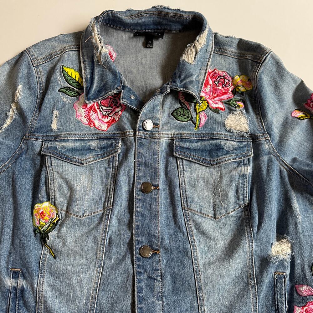 Lane Bryant Floral Embroidered Distressed Trucker Jean Jacket Sashiko Size 20 - Picture 5 of 15